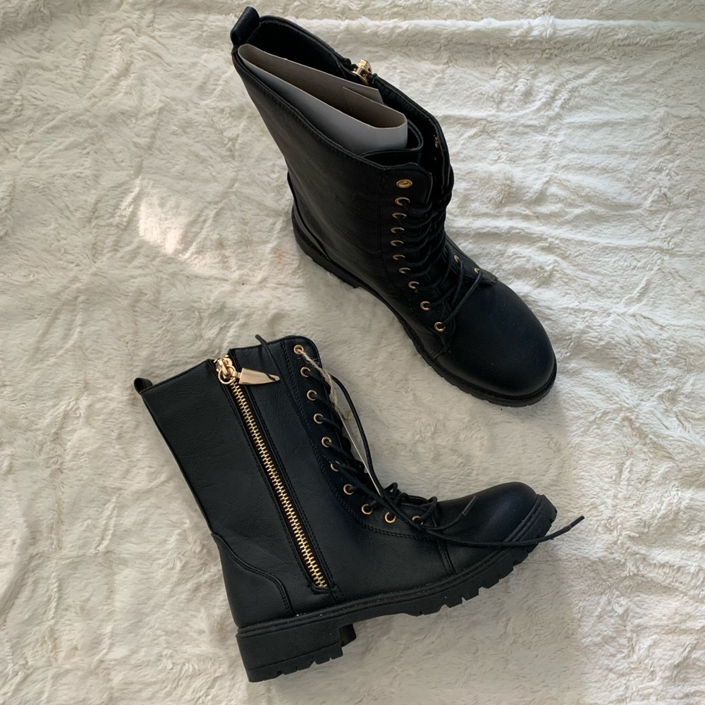 Black combat boot
